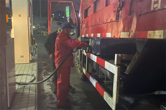 1729665752494432.jpg 物資公司全力做好加油高峰安全保供活動 (1).jpg