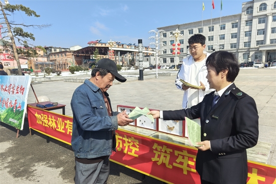 泉林公司開展2025年度林業(yè)有害生物防治宣傳活動（2）.jpg