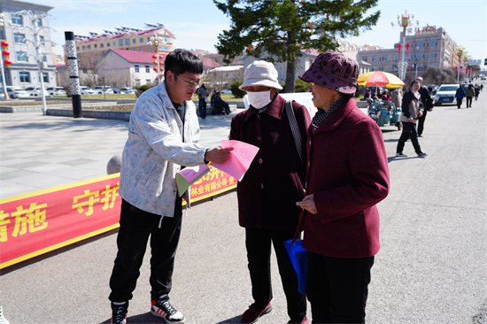 打好封山禁牧組合拳  筑牢生態(tài)安全防護網(wǎng)泉林公司開展封山禁牧專項宣傳活動（1）.jpg