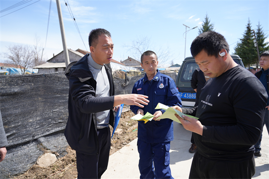 打好封山禁牧組合拳  筑牢生態(tài)安全防護網(wǎng)泉林公司開展封山禁牧專項宣傳活動（6）.jpg