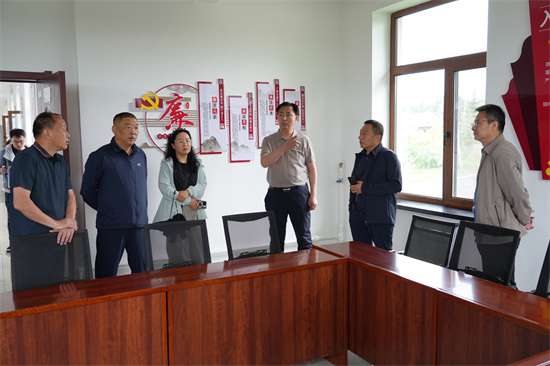 1750383613282236.jpg 吉林省林業(yè)和草原局赴泉陽林業(yè)有限公司開展公用基礎設施建設專項調研(2).jpg